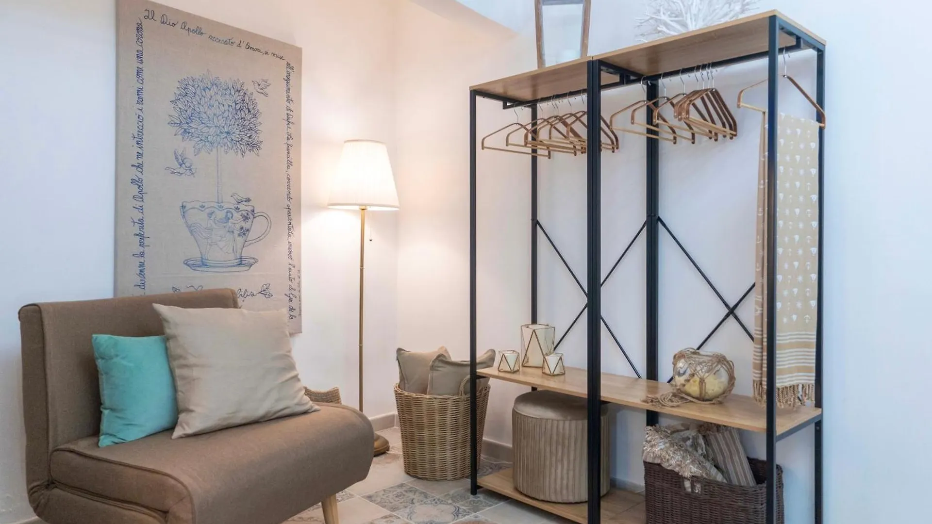 Casa vacanze Regina Damarete Ortigia Boutique Apartment Syracuse