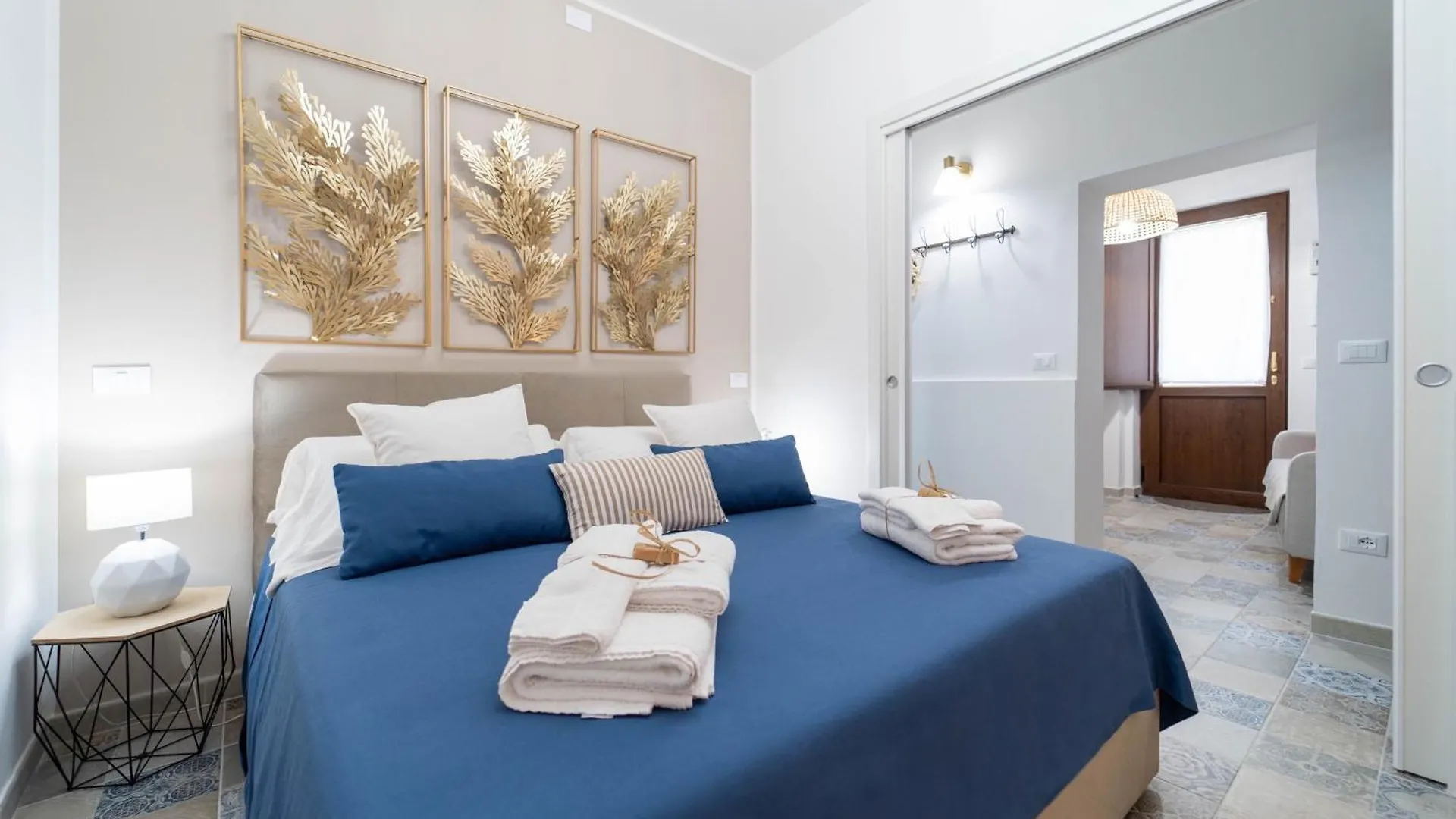 Regina Damarete Ortigia Boutique Apartment Syrakuzy